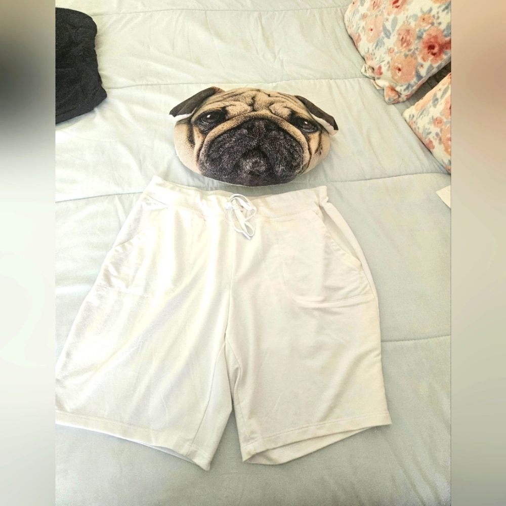 Athletic Works White Shorts LG 12/14 In Good Shape - Picture 2 of 11